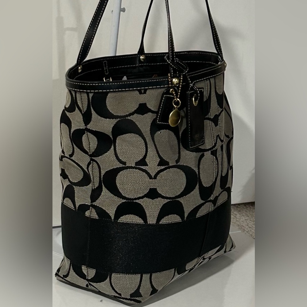 Coach Signature Black Gray Canvas Leather structured logo Shoulder Bag - Picture 10 of 16